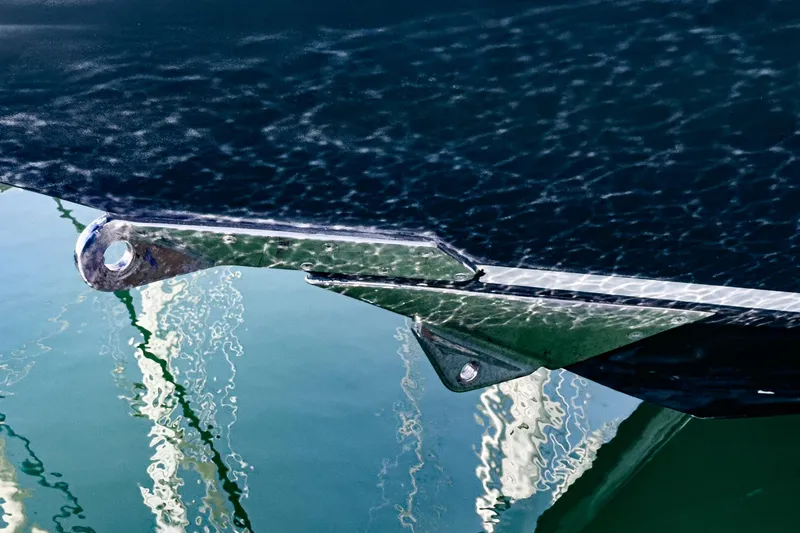 Slide: The Image of Fountain 38 Center Console 2018 - 55