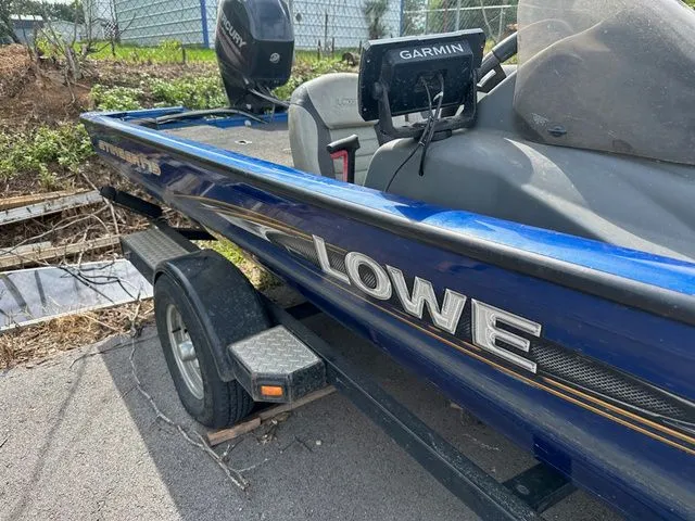 Slide: The Image of Lowe Stinger ST175 2014 - 3