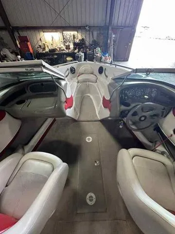 Slide: The Image of Crownline Boats 195 SS 2002 - 3