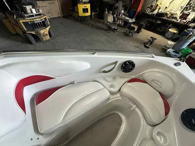 Slide: The Image of Crownline Boats 195 SS 2002 - 5