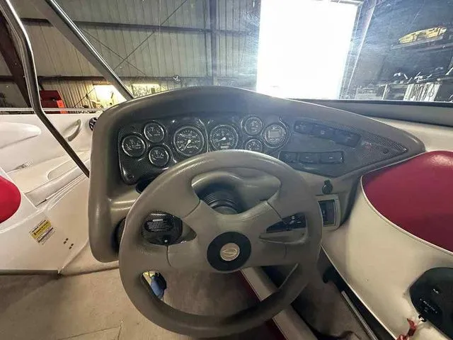 Slide: The Image of Crownline Boats 195 SS 2002 - 8