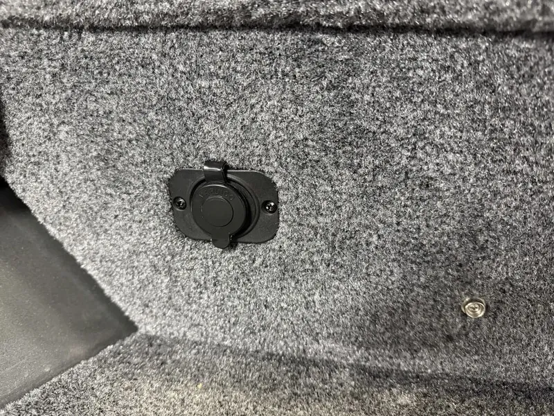 Slide: The Image of MirroCraft 90HP Holiday 168 2025 - 10