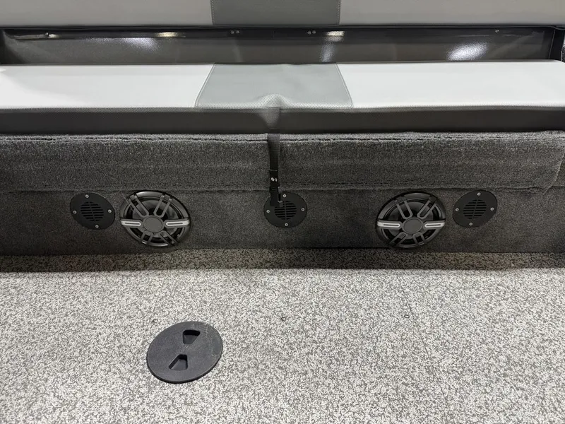 Slide: The Image of MirroCraft 90HP Holiday 168 2025 - 25