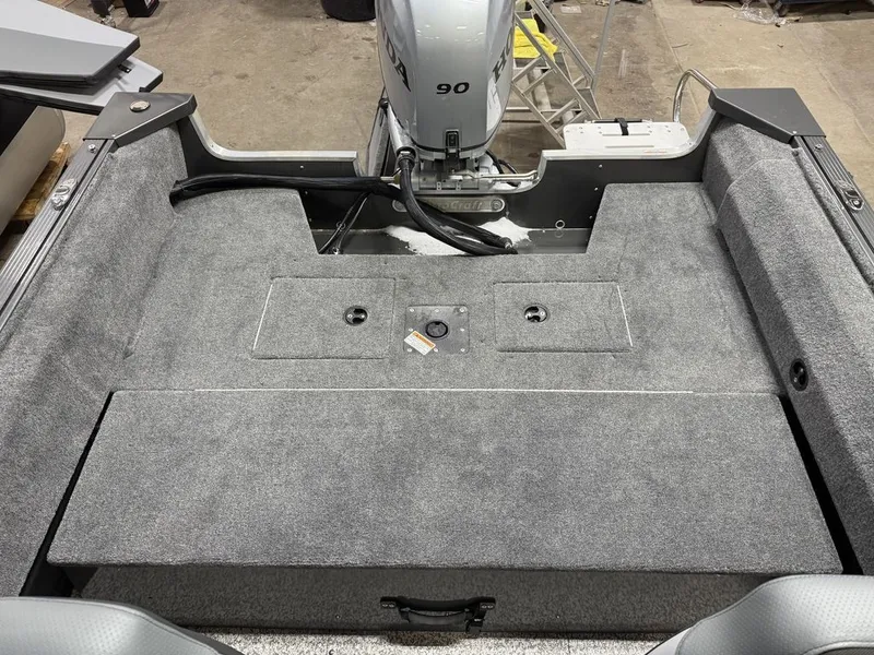 Slide: The Image of MirroCraft 90HP Holiday 168 2025 - 26