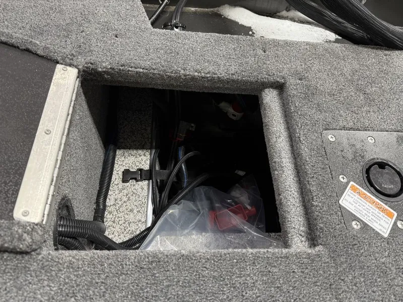 Slide: The Image of MirroCraft 90HP Holiday 168 2025 - 28