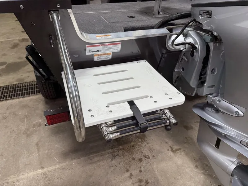 Slide: The Image of MirroCraft 90HP Holiday 168 2025 - 42