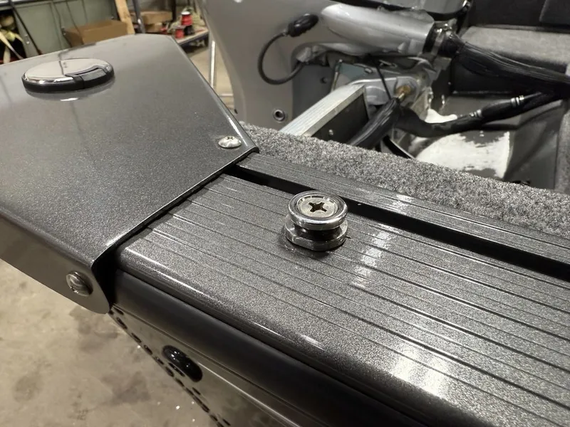 Slide: The Image of MirroCraft 90HP Holiday 168 2025 - 46