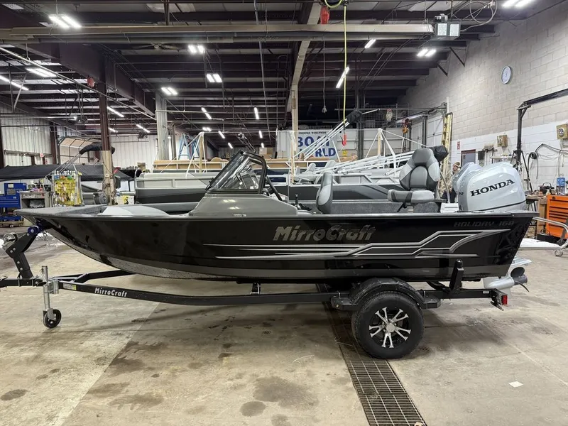 Slide: The Image of MirroCraft 90HP Holiday 168 2025 - 49