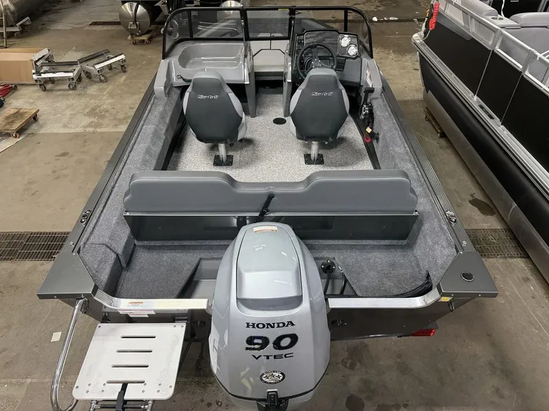 Slide: The Image of MirroCraft 90HP Holiday 168 2025 - 6