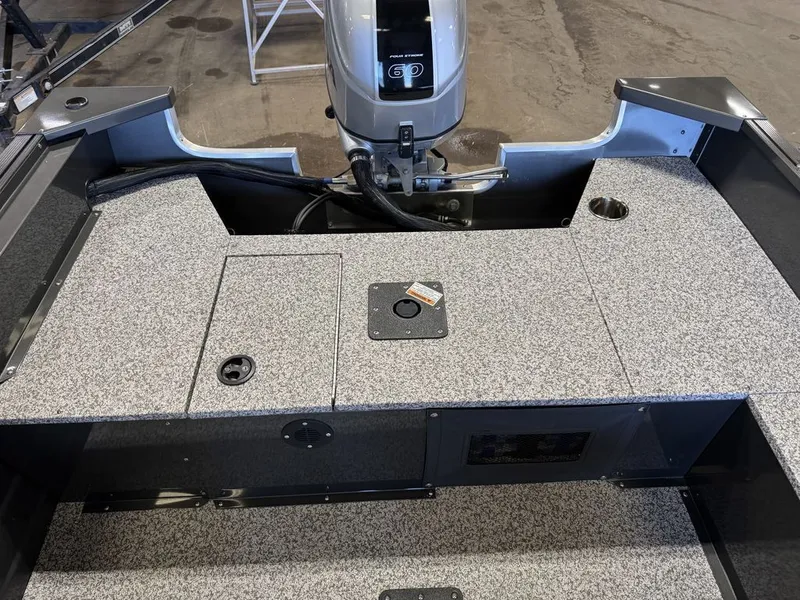 Slide: The Image of MirroCraft 60HP F167 Side Console 2025 - 30