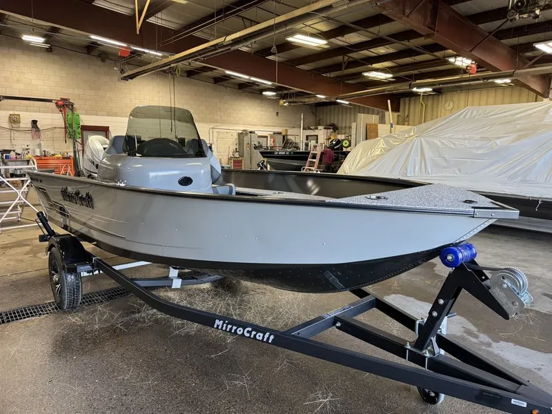 Slide: The Image of MirroCraft 60HP F167 Side Console 2025 - 53