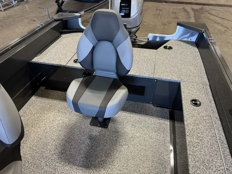 Slide: The Image of MirroCraft 60HP F167 Side Console 2025 - 56