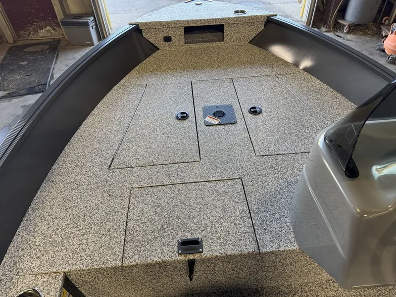 Slide: The Image of MirroCraft 60HP F167 Side Console 2025 - 8