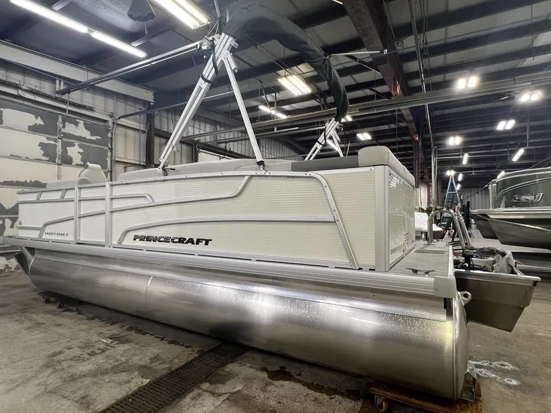 Slide: The Image of Princecraft Sportfisher 21-2S 2025 - 35