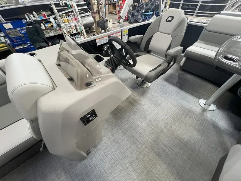 Slide: The Image of Princecraft Sportfisher 21-2S 2025 - 14