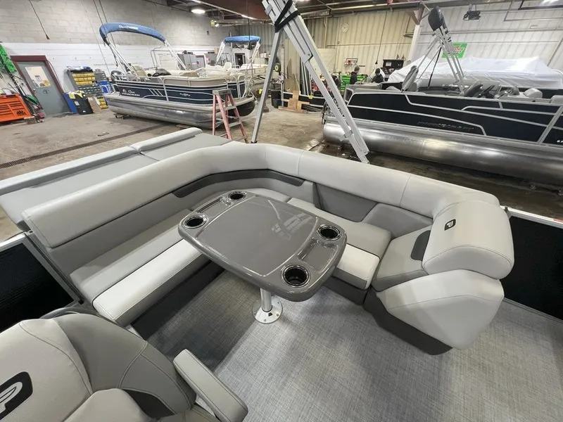 Slide: The Image of Princecraft Sportfisher 21-2S 2025 - 20