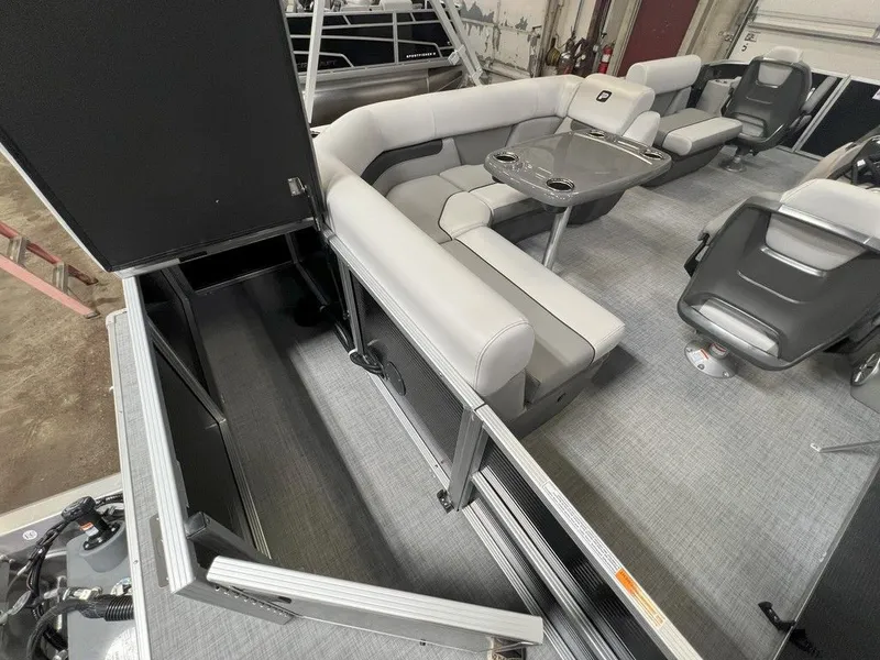 Slide: The Image of Princecraft Sportfisher 21-2S 2025 - 30