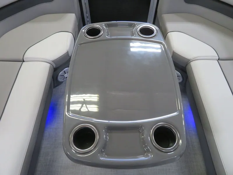 Slide: The Image of Princecraft Vectra 21 RL Dinette Swingback Pontoon & Mercury 4-Stroke EFI 2025 - 30