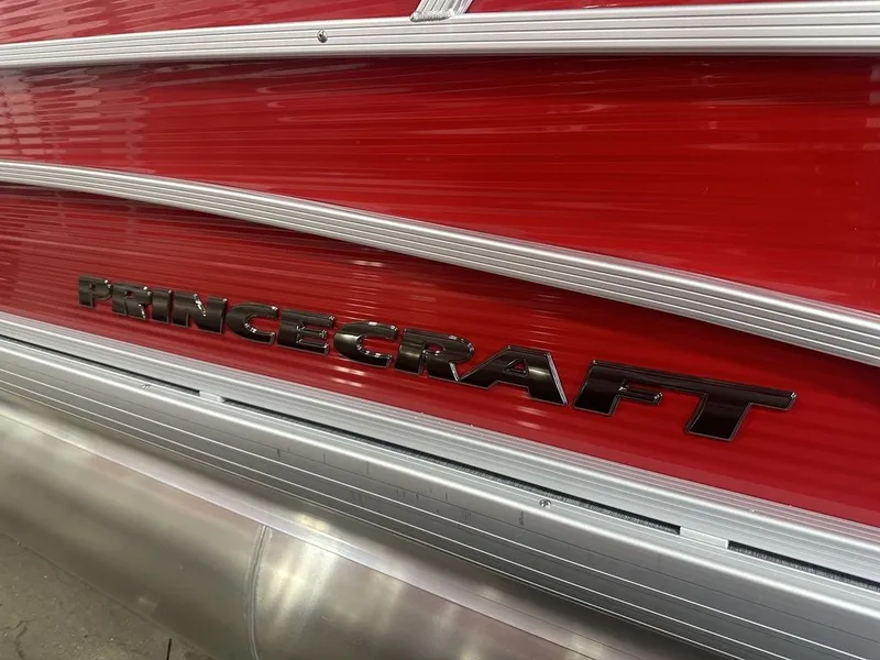 Slide: The Image of Princecraft Vectra 21 RL 2025 - 37