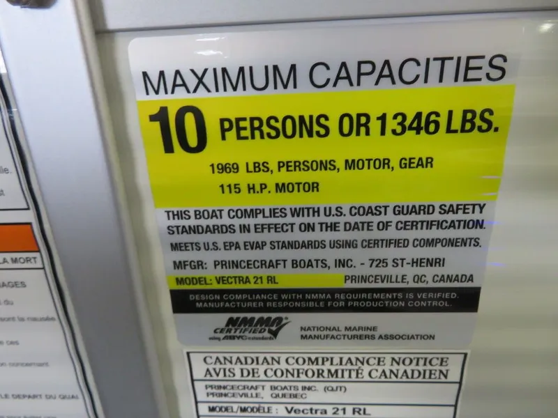 Slide: The Image of Princecraft Vectra 21 RL 2025 - 17