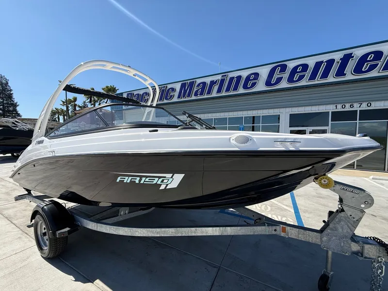 Slide: The Image of Yamaha AR190 2025 - 12