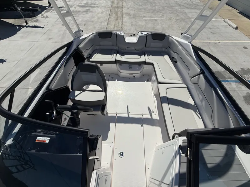 Slide: The Image of Yamaha AR190 2025 - 14