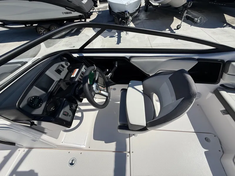 Slide: The Image of Yamaha AR190 2025 - 7