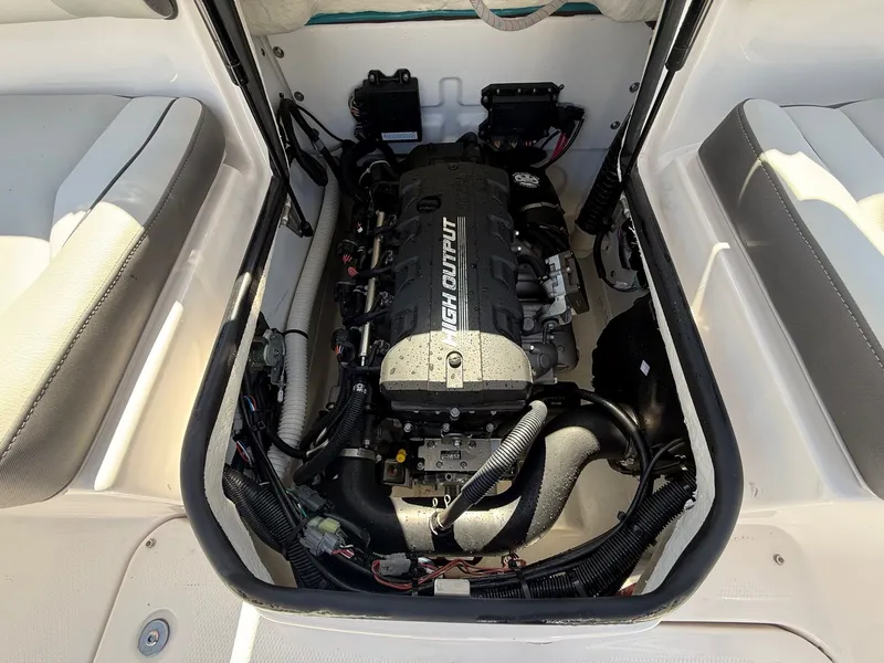 Slide: The Image of Yamaha AR190 2025 - 9