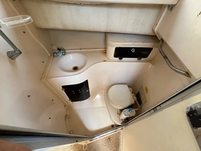 Slide: The Image of Grady-White Marlin 300 2003 - 20