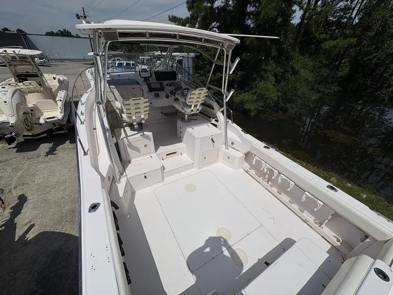 Slide: The Image of Grady-White Marlin 300 2003 - 4