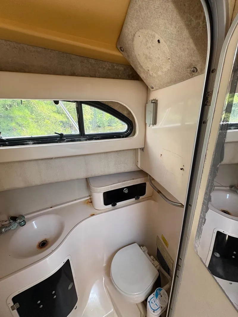 Slide: The Image of Grady-White Marlin 300 2003 - 41