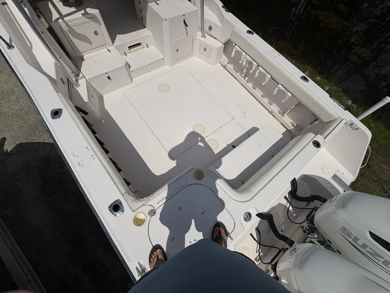 Slide: The Image of Grady-White Marlin 300 2003 - 5