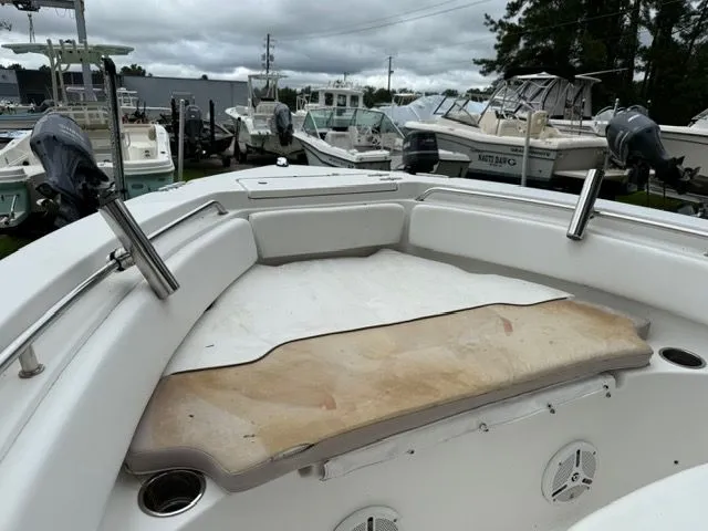 Slide: The Image of Sea Hunt Ultra Series 196 2013 - 18