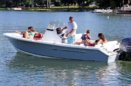 Slide: The Image of Sea Hunt Ultra Series 196 2013 - 4