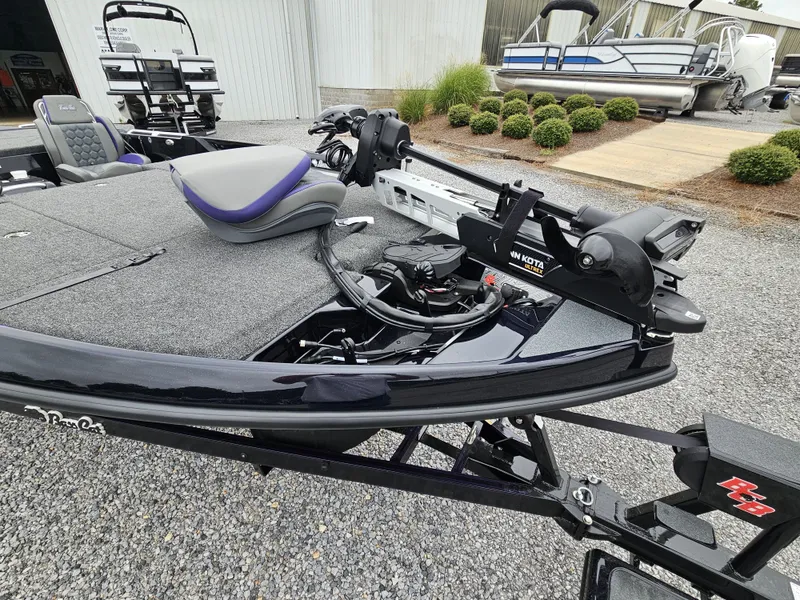 Slide: The Image of Bass Cat Lynx STS 2026 - 12