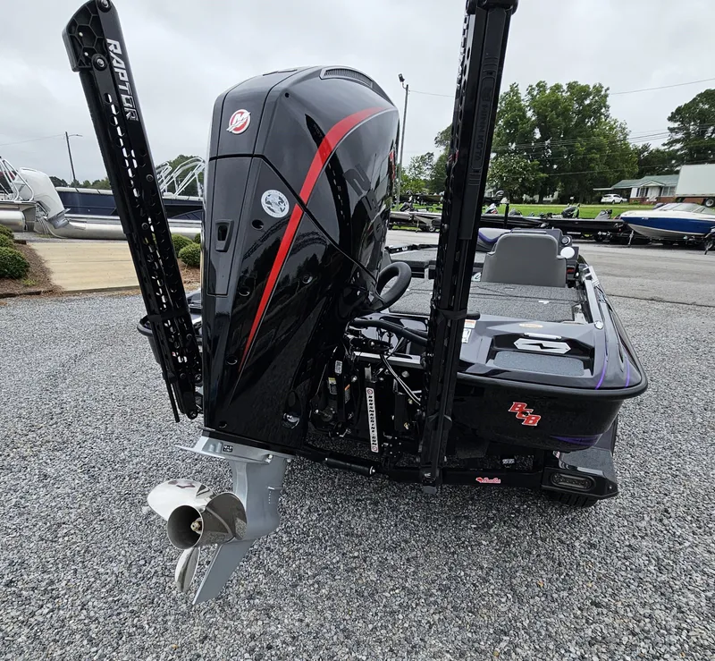 Slide: The Image of Bass Cat Lynx STS 2026 - 15