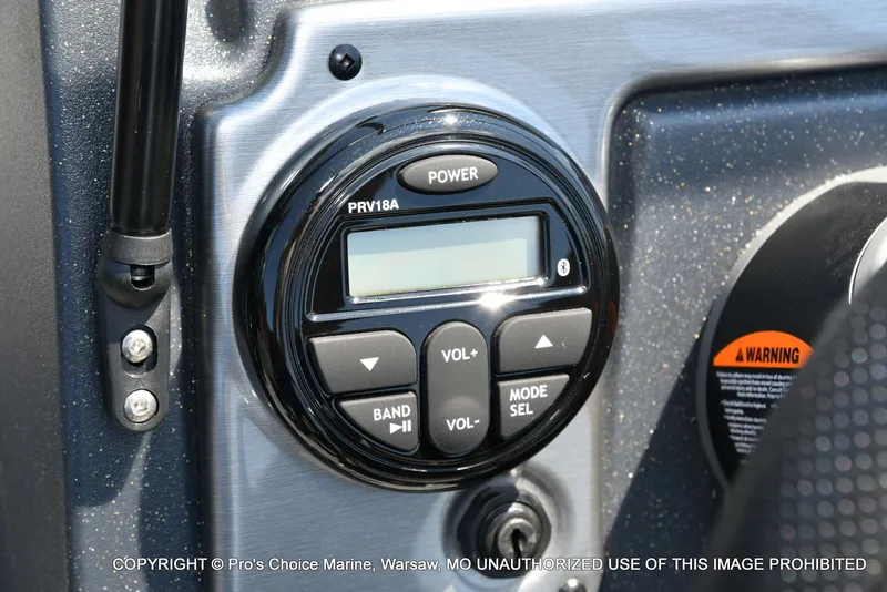 Slide: The Image of Tracker Pro Guide V-175 WT 2026 - 11