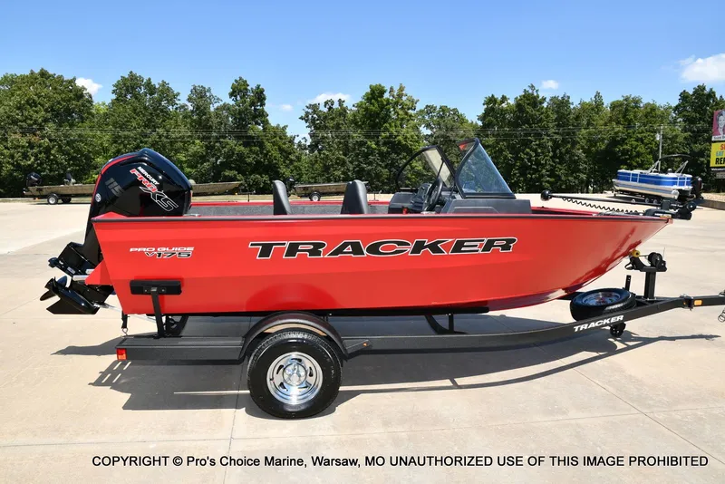 Slide: The Image of Tracker Pro Guide V-175 WT 2026 - 19