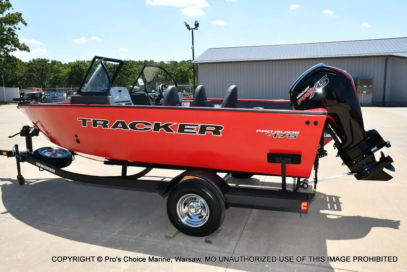 Slide: The Image of Tracker Pro Guide V-175 WT 2026 - 23