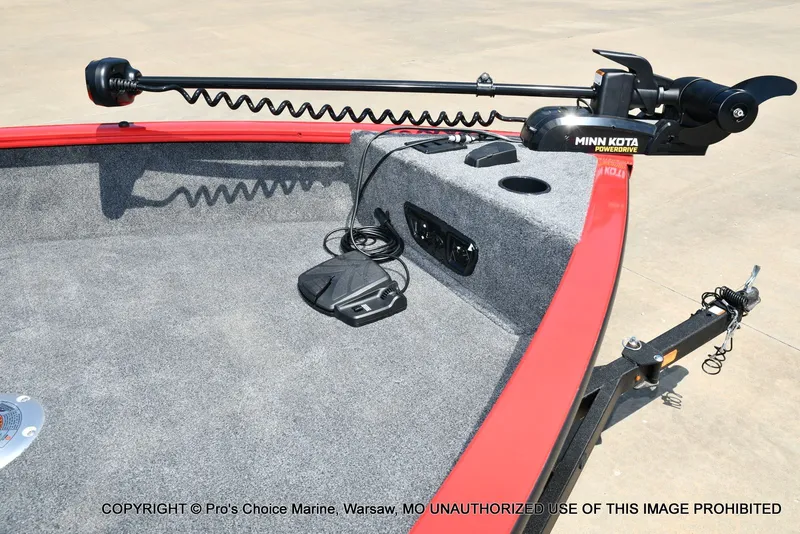 Slide: The Image of Tracker Pro Guide V-175 WT 2026 - 5