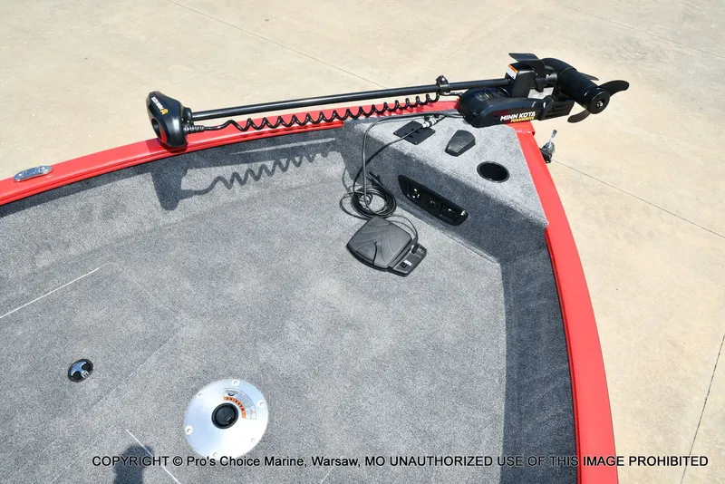 Slide: The Image of Tracker Pro Guide V-175 WT 2026 - 58