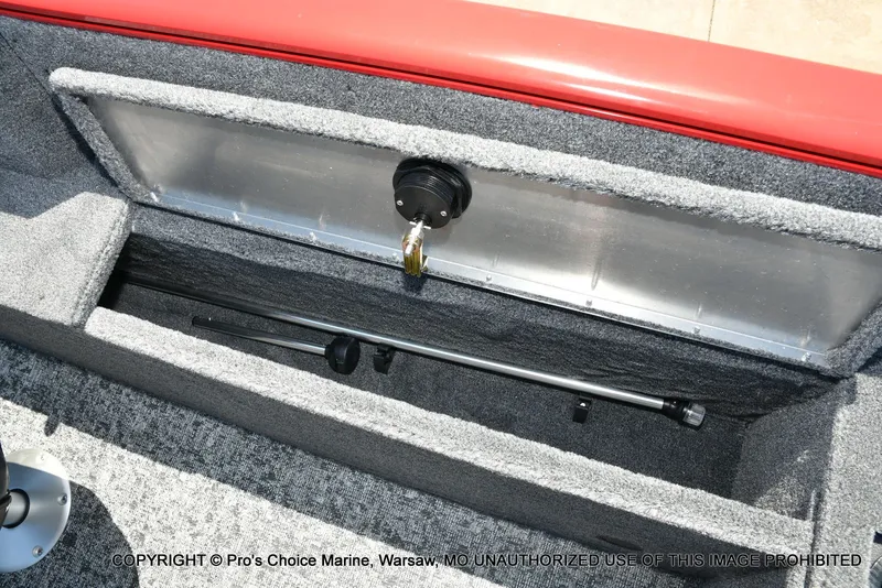 Slide: The Image of Tracker Pro Guide V-175 WT 2026 - 68