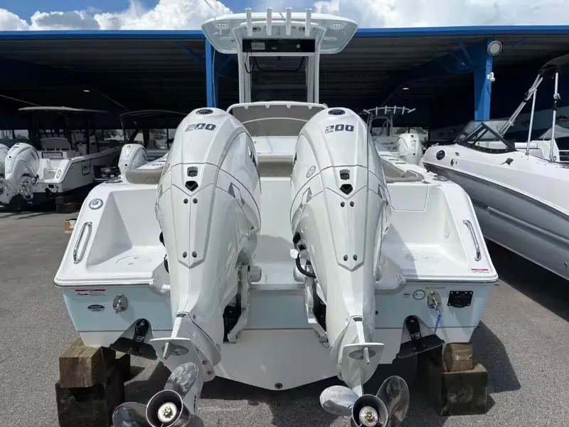 Slide: The Image of Sea Hunt Ultra 275 SE 2026 - 4