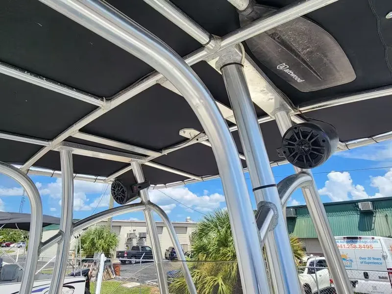 Slide: The Image of NauticStar 22 XS 2018 - 7