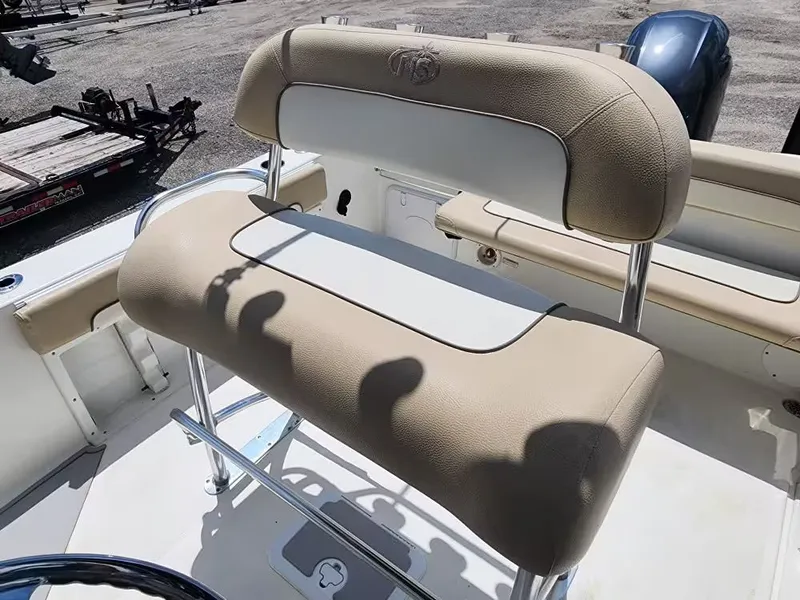 Slide: The Image of NauticStar 22 XS 2018 - 9