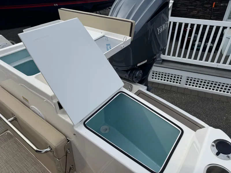 Slide: The Image of Cutwater C-248 Coupe 2025 - 18