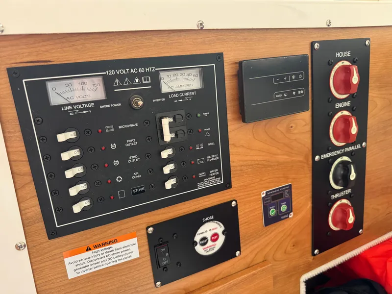 Slide: The Image of Cutwater C-248 Coupe 2025 - 32