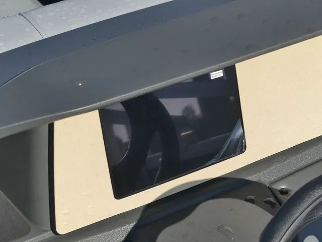 Slide: The Image of Sun Tracker Party Barge 18 DLX 2026 - 20