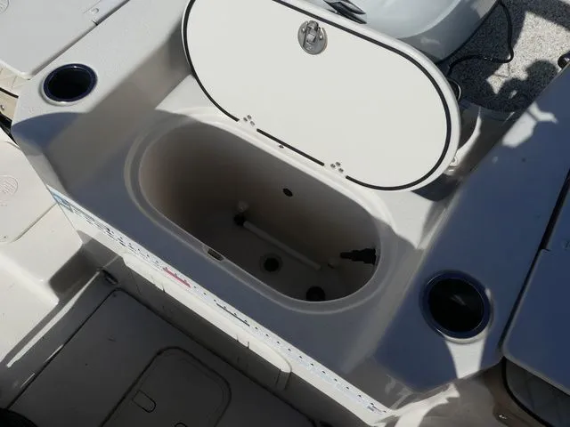 Slide: The Image of Carolina 17 LS 2022 - 15