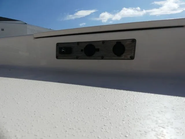 Slide: The Image of Carolina 17 LS 2022 - 20